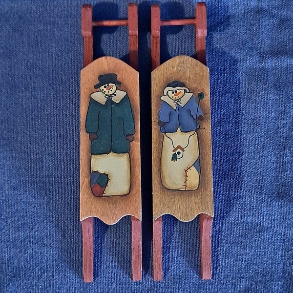 Lot 2 SnowmanWOOD SLED DECOR Christmas Wooden Patchwork Painted Sleigh 5 3/4"