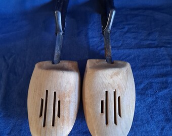 Vintage Florsheim ROCHESTER Wood SHOE TREES Xl Travel Keeper Stretcher Form Wooden Shaper