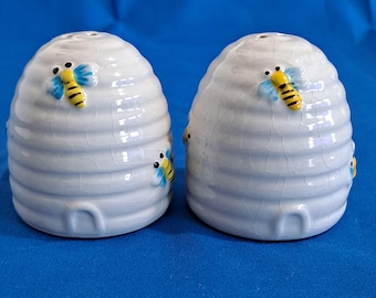 Set di saliera e pepiera a forma di alveare, ape, miele, ceramica, bombo