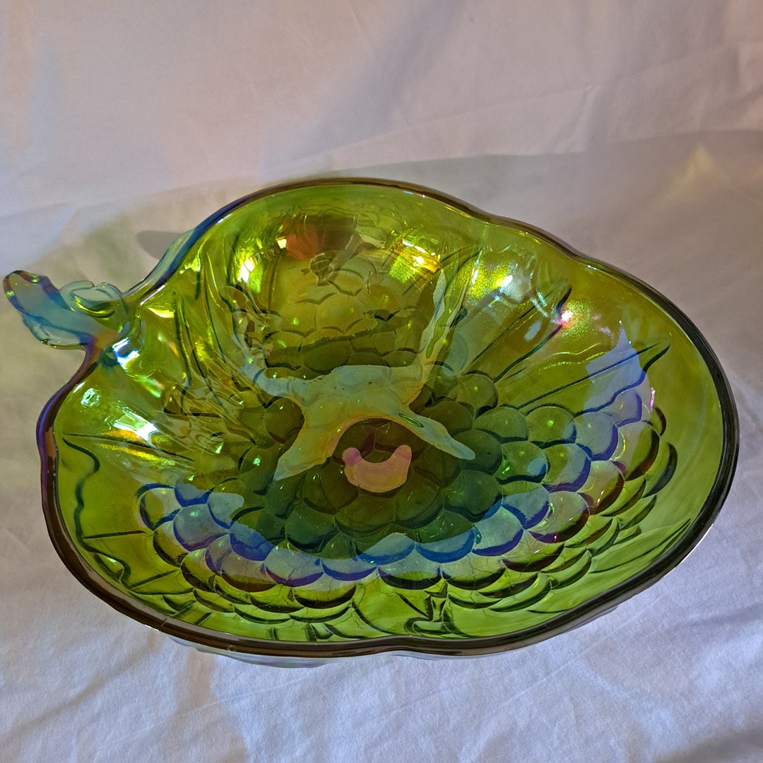 Vintage Indiana GREEN GRAPES BOWL Iridescent Glass Serving Etsy