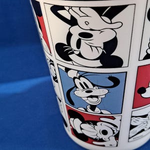 Juego de 6 vasos de plástico Disney Mickey y Minnie Mouse de 946 ml (32 oz) para niños (agua, jugo, leche). imagen 10