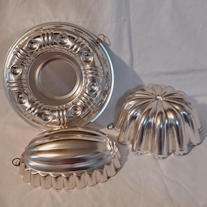 Vintage Lot 3 COPPER MOLDS Bundt Ring Jello Cake Baking Pan Wall Hanging Decor starburst