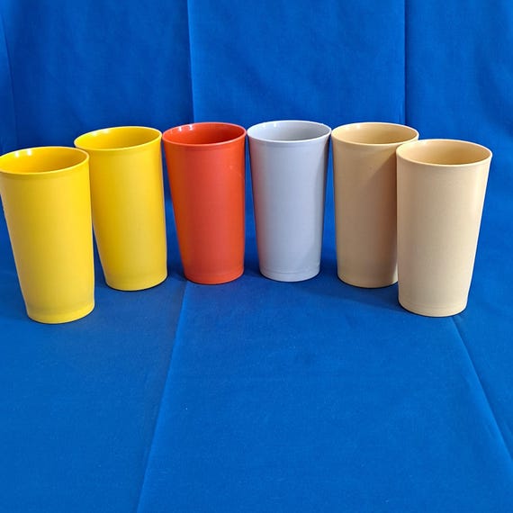 Vintage Lot 6 TUPPERWARE 12 Oz TUMBLERS #873 Drink Cups Plastic Containers  Yellow Gray Orange - Etsy