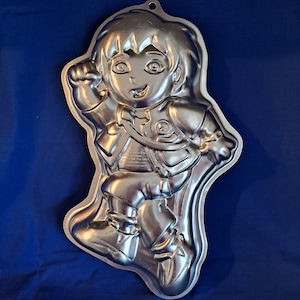 Wilton Viacom GO DIEGO Cake PAN Baking Mold 2105-4250 Aluminum Dora the Explorer