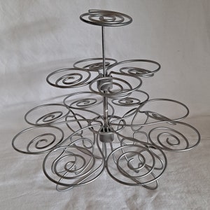 SOPORTE DE METÁLICO PARA CUPCAKES DE 3 NIVELES, soporte para postres, alambre de exhibición con capacidad para 13 muffins, torre para bodas