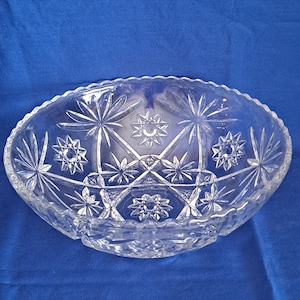 Anchor Hocking PRESCUT Clear Glass SALAD BOWL 10 1/2&quot; Scalloped Edge Chip Bowl Star of David
