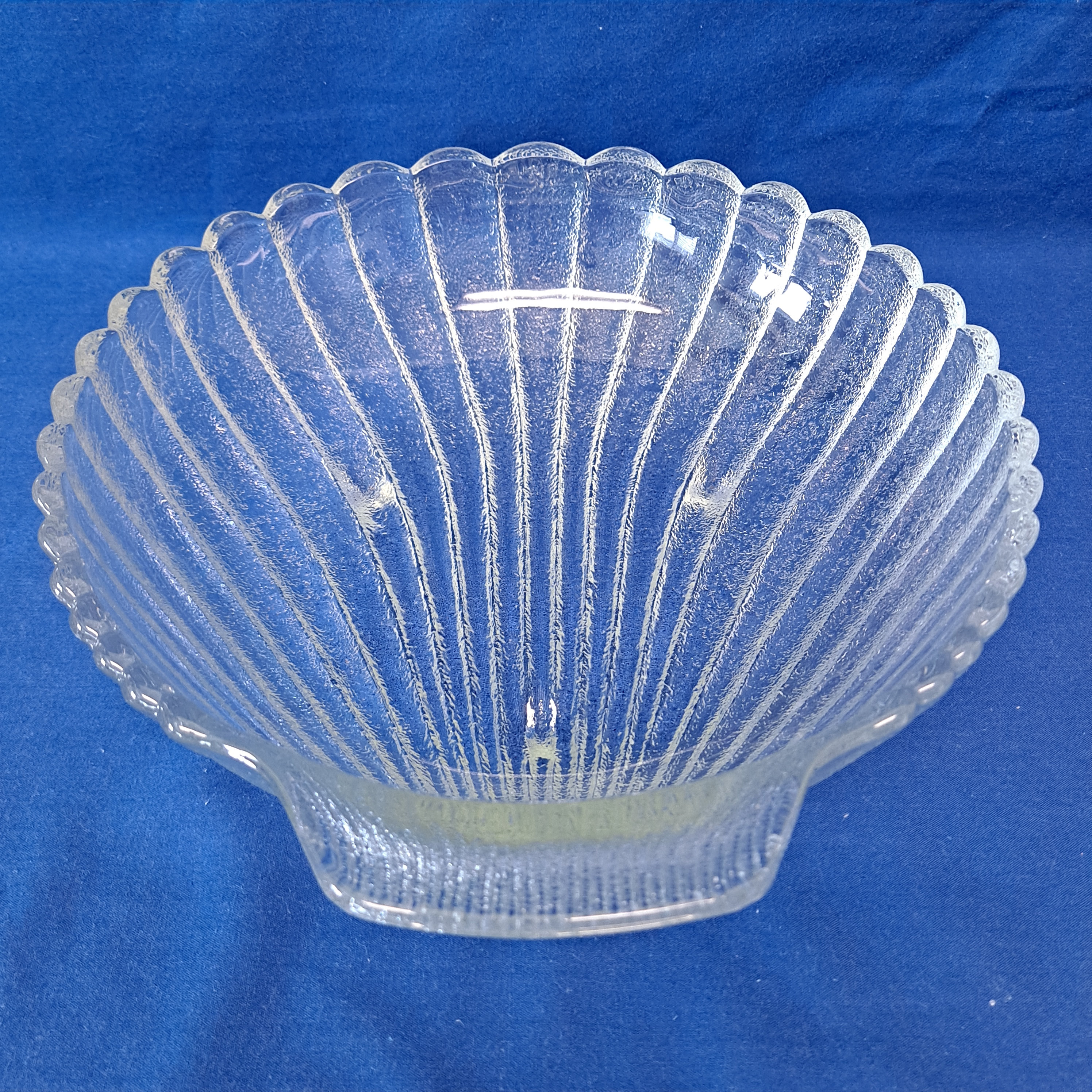 Clear Clam Bowl