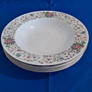 Vintage Set 4 Farberware MONACO 9 1/4" Rim SOUP BOWLS Large Fine China Cereal Pink Blue Flowers Gold rim