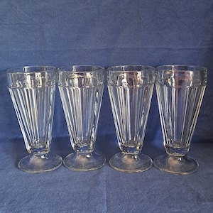 Vintage 4 MILKSHAKE GLASSES soda fountain Mexico ice cream float parfait sundae