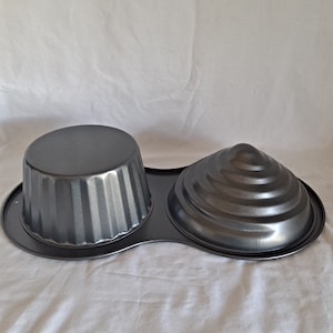 LARGE Entemanns 3D CUPCAKE Shaped Cake Pan Huge Big Dual Non-Stick Jumbo Muffin
