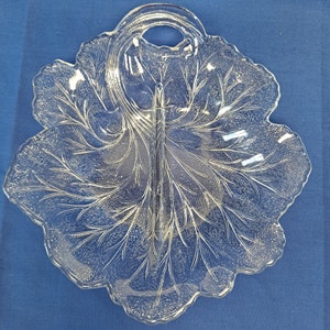 Indiana Glass Pebble LEAF 2 Part RELISH DISH 8 1/2&quot; Olive Pickle Divided Tray Nut Condiment