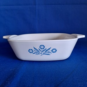 Vintage Corning Ware CASSEROLE DISH 1 3/4 Cup Blue Cornflower Pan w/LID P-41-B 1.75