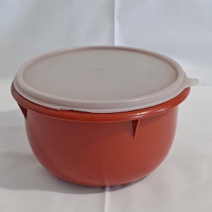 Vintage Tupperware MEDIUM MIXING BOWL #271 Storage Container Holder Vegetable Crisper Canister