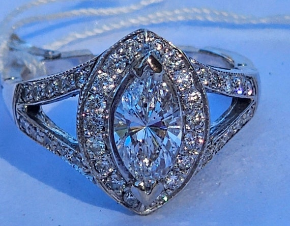 Marquise diamond ring with appraisal - image 6