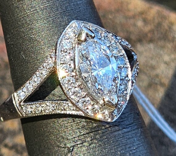 Marquise diamond ring with appraisal - image 4