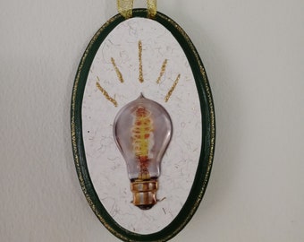 Vintage Lightbulb Mixed Media Wooden Plaque