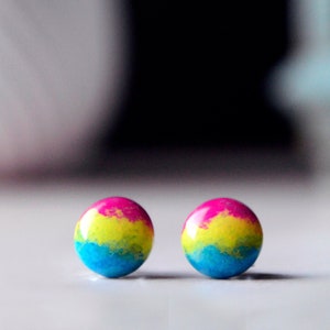Hypoallergenic PANSEXUAL / pan PRIDE round shaped stud earrings! Handmade and individually painted with PRIDE!