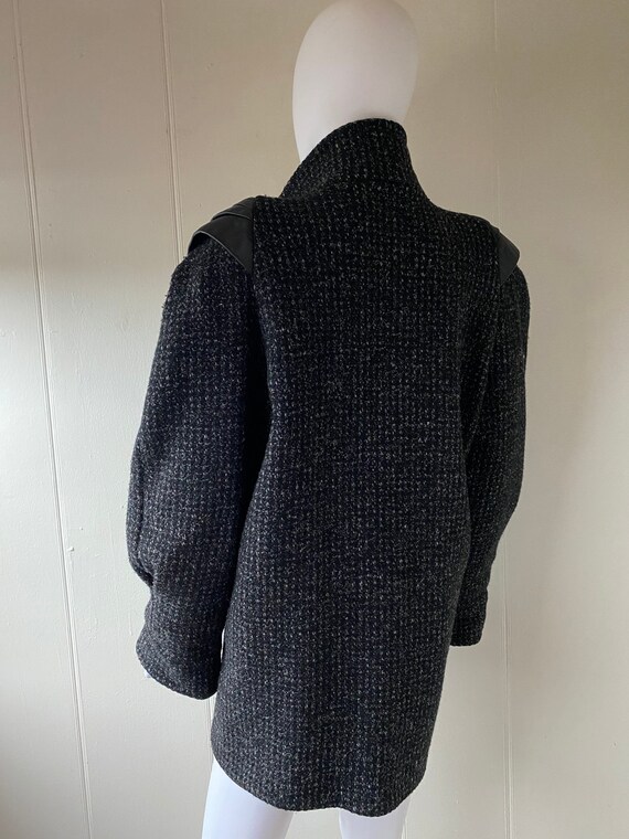 Vintage 1980's Grey Tweed Jacket with Leather Sho… - image 4