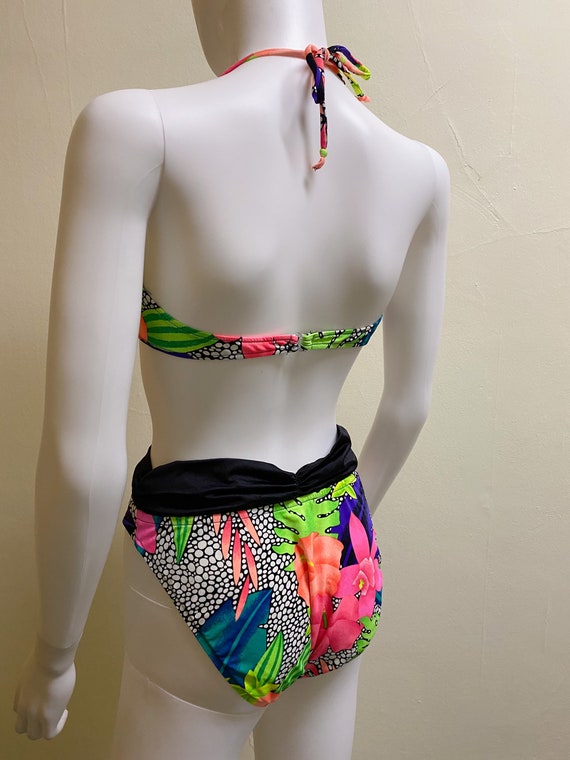 Vintage 1990's Neon Floral High Rise Bikini | Lar… - image 4