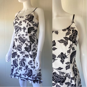 Vintage 90&#39;s Talbots White & Navy Paisley Spaghetti Strap Mini Dress | Medium