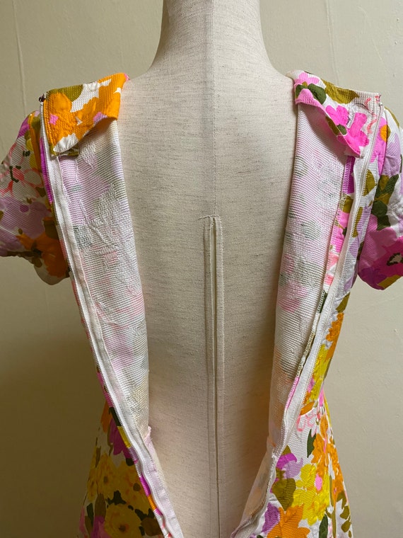 Vintage 1960's Bright Floral Short Sleeve Maxi Dr… - image 9