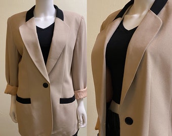 Vintage Oversized Single Breasted Tan Blazer with Black Collar | Large