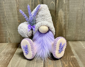 Sitting Lavender Gnome