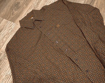 green/yellow cinch button up shirt