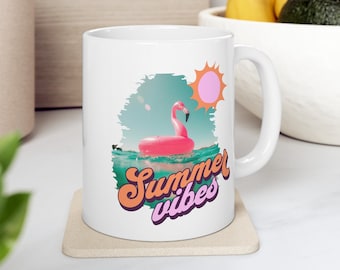 Tazza da caffè Summer Vibes: regalo galleggiante con fenicotteri sulla spiaggia