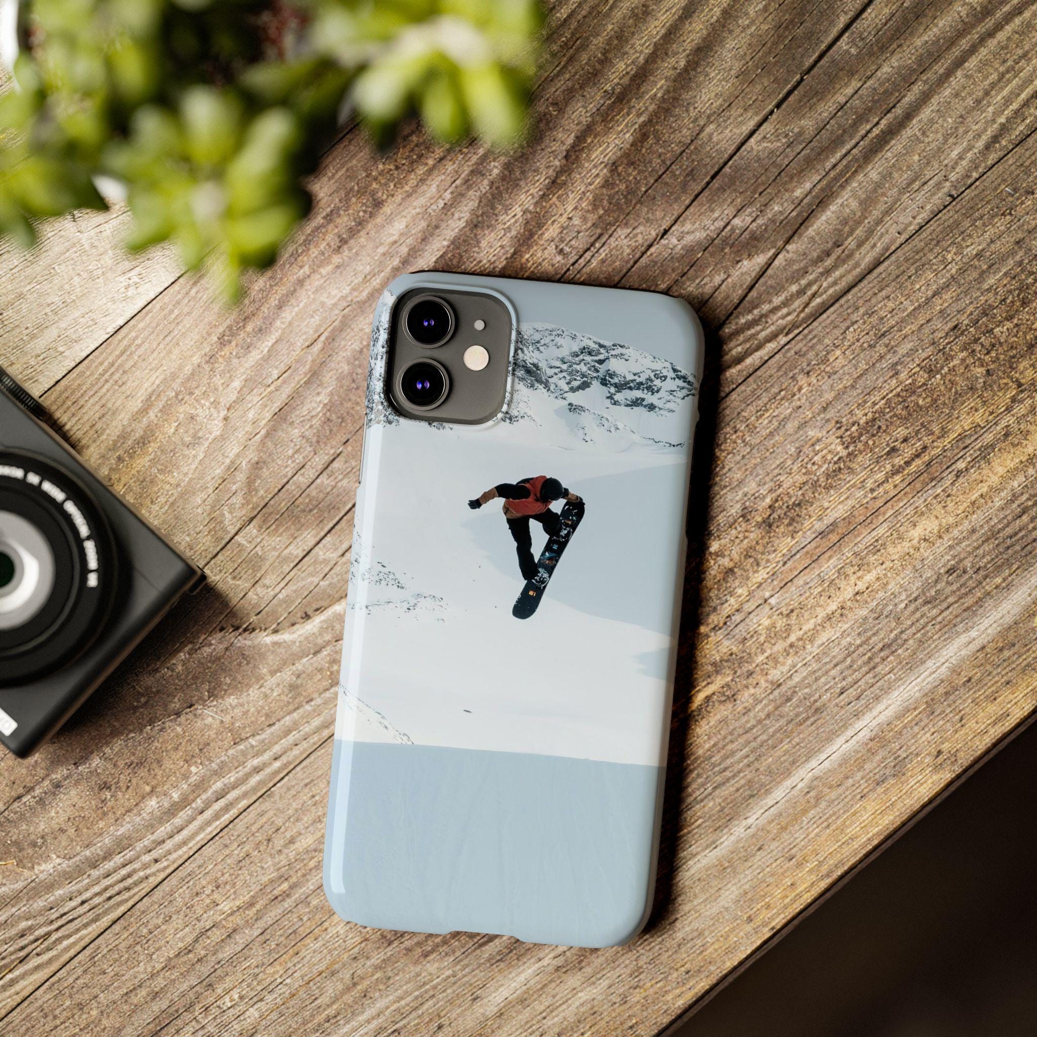 スノーボーダー iPhone 11-17 ケース：Max、Pro、Slim モデル、光沢