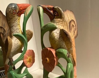 ヴィンテージの木彫りカグー鳥の置物、ニューカレドニアの民芸品