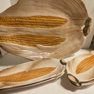 Corn Platter Marked Italy w/4 Matching Corn on Cob servers marked Embassy Products