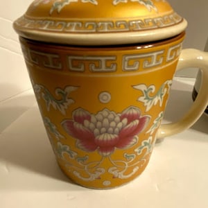 Tazas de té de cerámica oriental vintage con tapa y difusor incorporado ~ Firmado