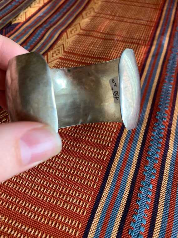Hand pounded silver bracelet - image 3