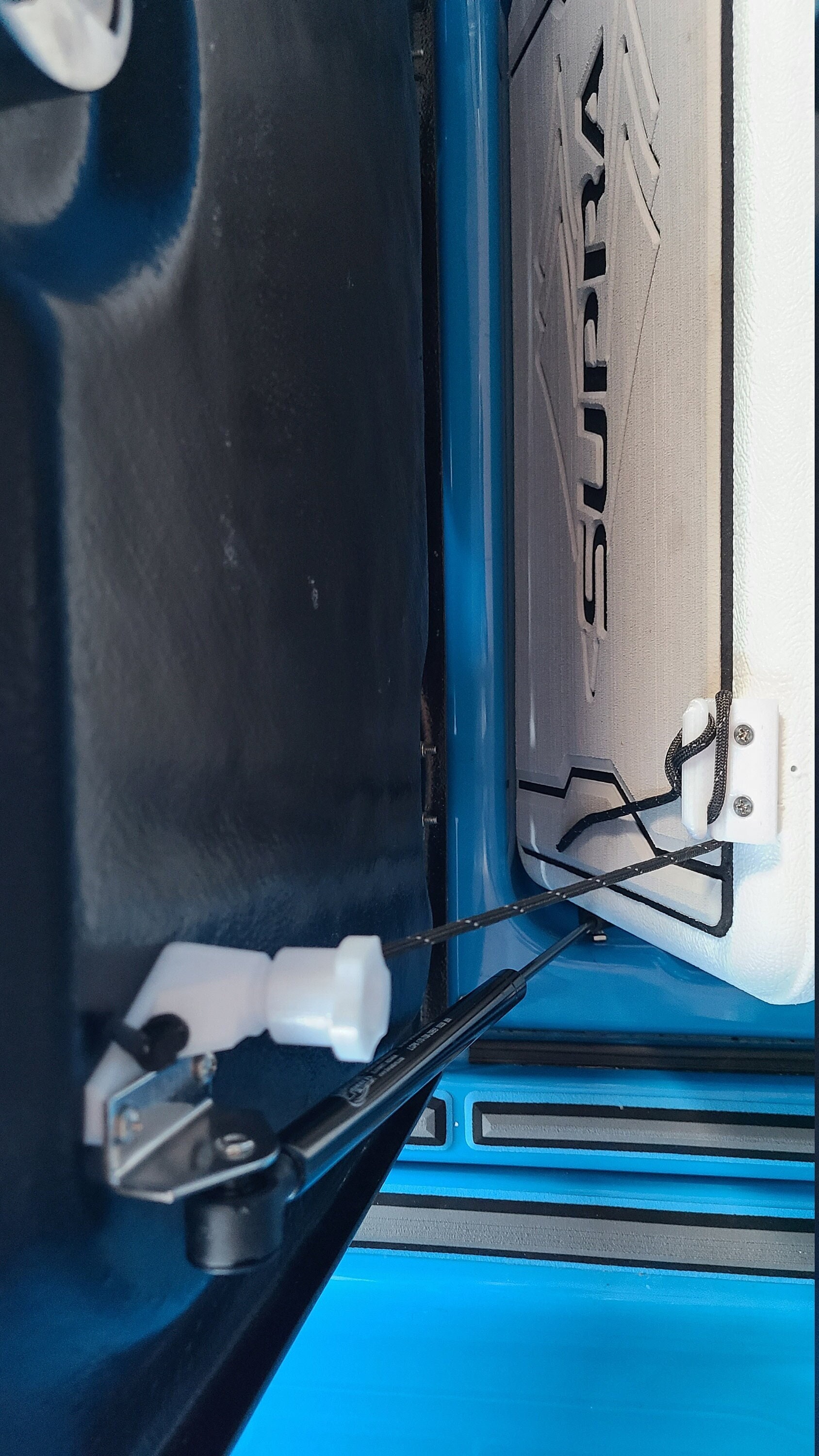 Infloor cooler opener and closer for Supra Boats 2018 and up
