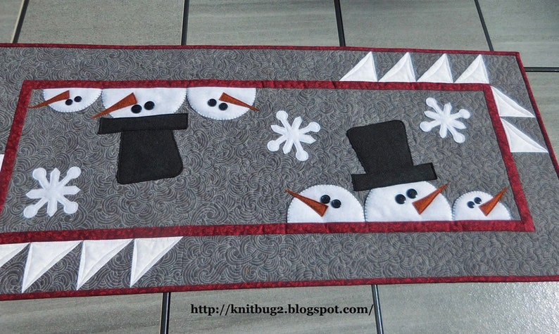 Digital snowman table runner pattern, PDF snowman pattern, The Snow Dudes pattern, Winter Christmas image 3