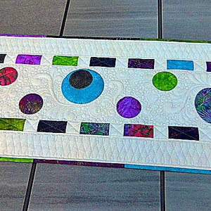 Modern table runner pattern, PDF, Digital, Circles