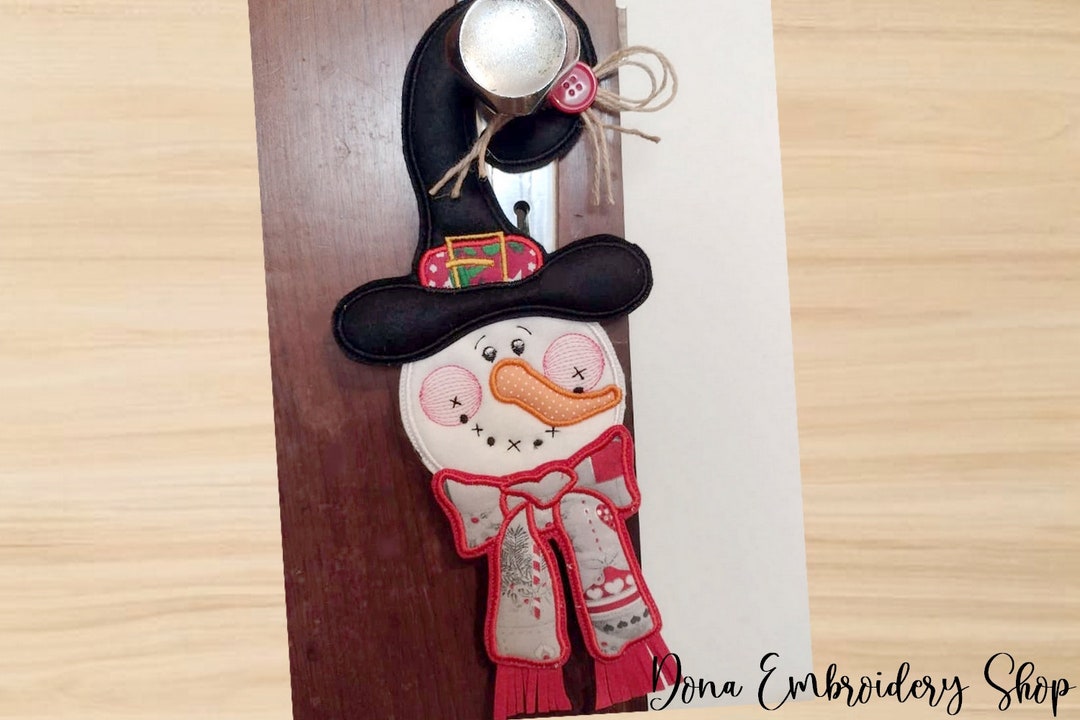 Cute Snowman Door Hanger ITH Machine Embroidery Design, Embroidery ...