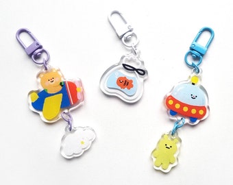 Cute Acrylic Keychain | Rainbow glitter epoxy keychain | UFO Alien Keychain | Goldfish Keychain | Bear Pilot Keychain | Dangle Keychain