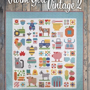 Könnte beinhalten: Ein Patchwork-Quilt mit Bauernhof-Thema, der verschiedene farbenfrohe Blockdesigns von Nutztieren, Werkzeugen und Produkten zeigt. Der Quilt hat einen hellblauen Rand und den Text "Farm Girl Vintage 2".