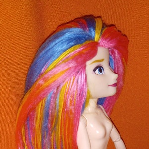 Ooak yarn rerooted Elsa doll image 1