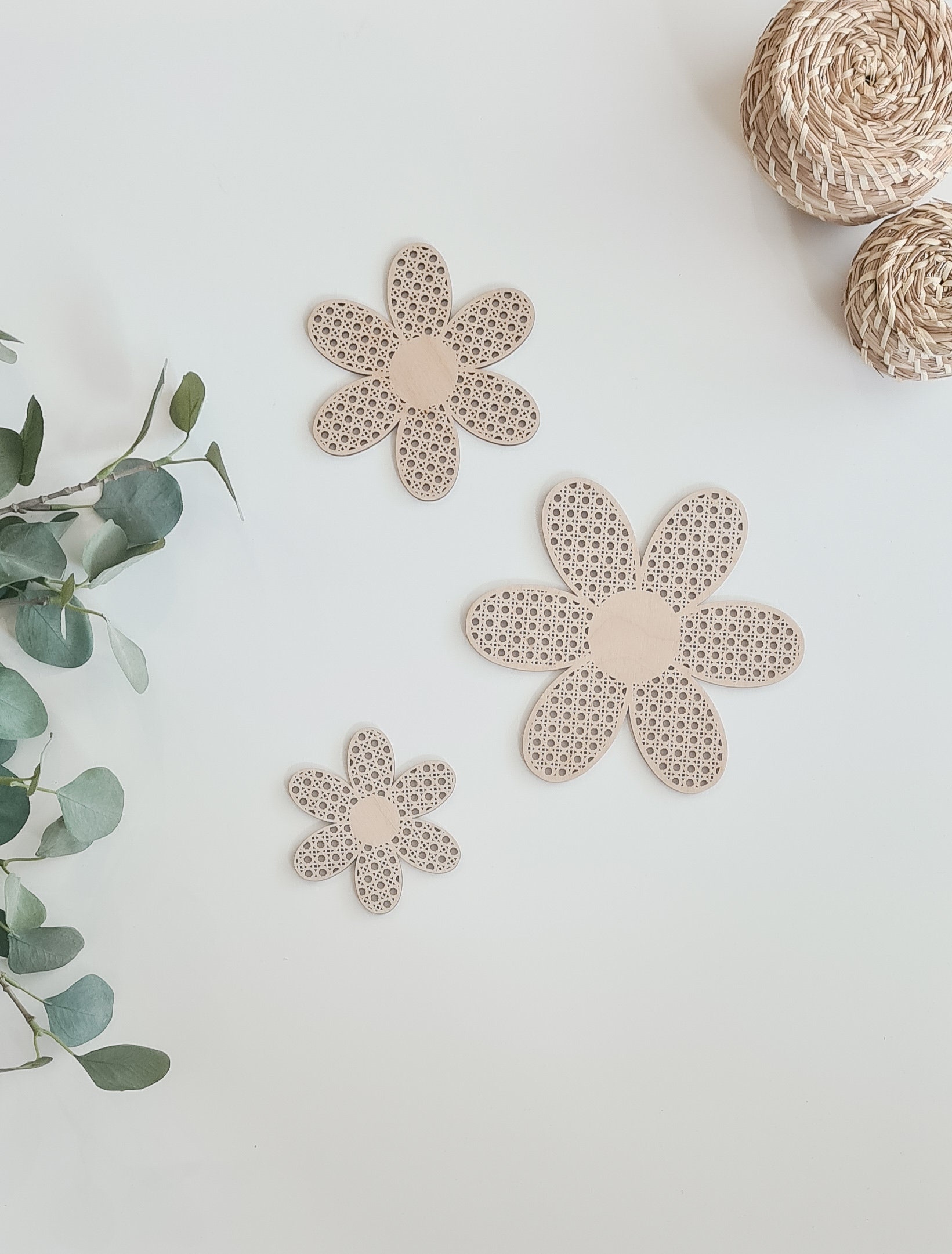 Rattan Daisy Décor Wooden Daisy Wall Hanging Boho Daisy Etsy