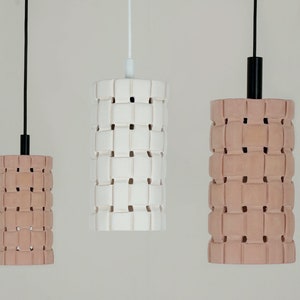 Lampada a sospensione in ceramica, lampada da soffitto, WEAVE STEM, lampada a sospensione, lampada da soffitto, lampada a sospensione con spina, design a sospensione in rattan, lampada a sospensione in argilla