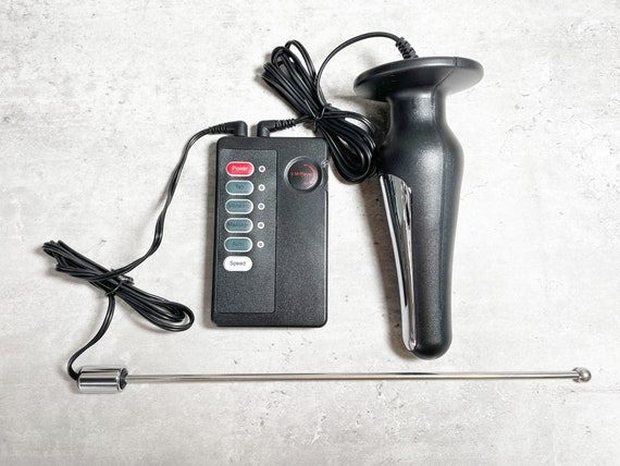 E-Stim Black Devices Te-ns Stim Electric Shock Accessories Massager Product Stimulator  Electro Unit 1 Power Box+1 DC2.5 Pin 2.0 Wires+4 Rings. 