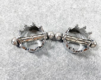 1 Pair Stainless Steel Magnetic suction Nipple Clamps Stimulator Crown Breast Clips Nipple Restraints