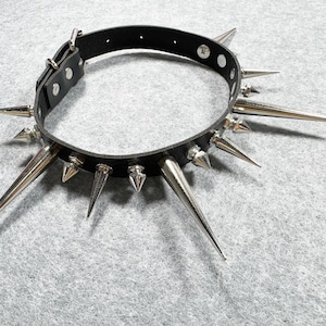 0.7&quot; Wide 3 Color Leather Collar Choker stitched border Plain Spiked Studded Pyramid Cone Chrome/Silver Biker Rocker 80s Punk handmade