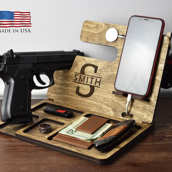 Gepersonaliseerde Telefoon Opladen Docking Station, voor Gun, Desk Organizer, voor iPhone en Android, kerstcadeau, modern design, cadeau voor mannen