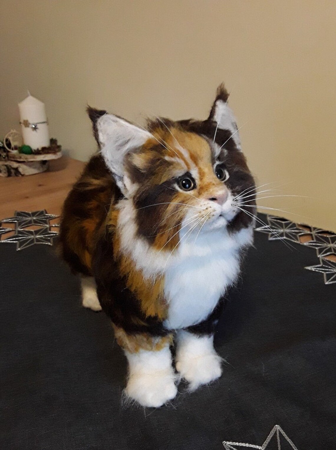 Kotek Maine Coon wykonany ręcznie z wełny czesankowej. Jak Etsy Polska