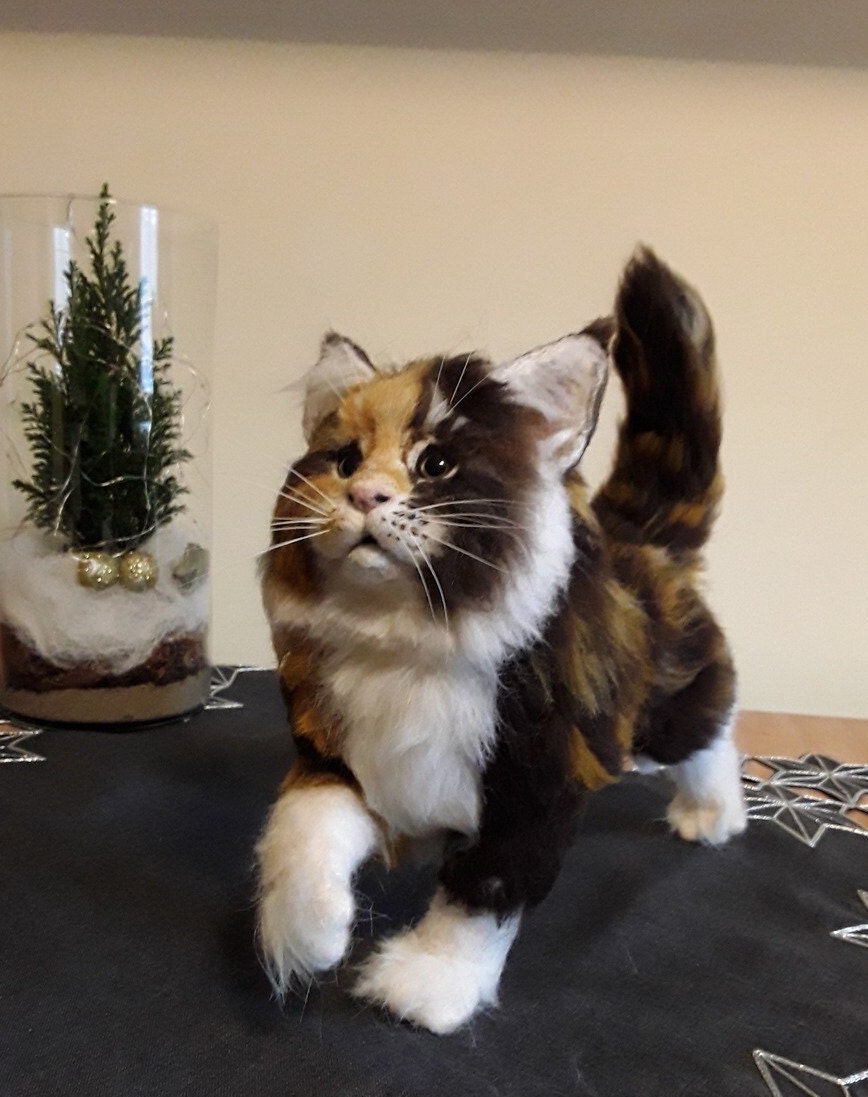 Kotek Maine Coon wykonany ręcznie z wełny czesankowej. Jak Etsy Polska
