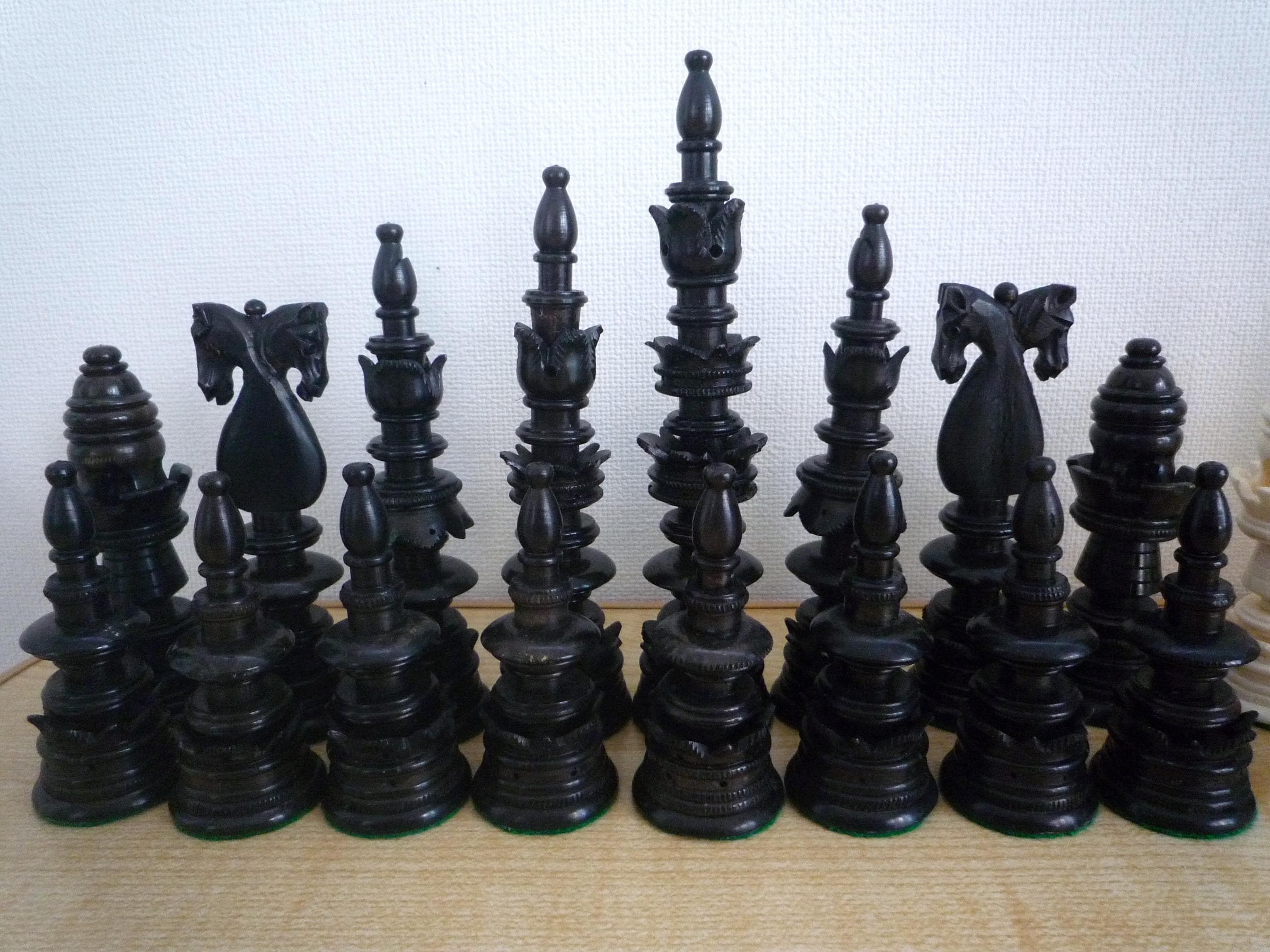 Antique chess pieces - Etsy 日本